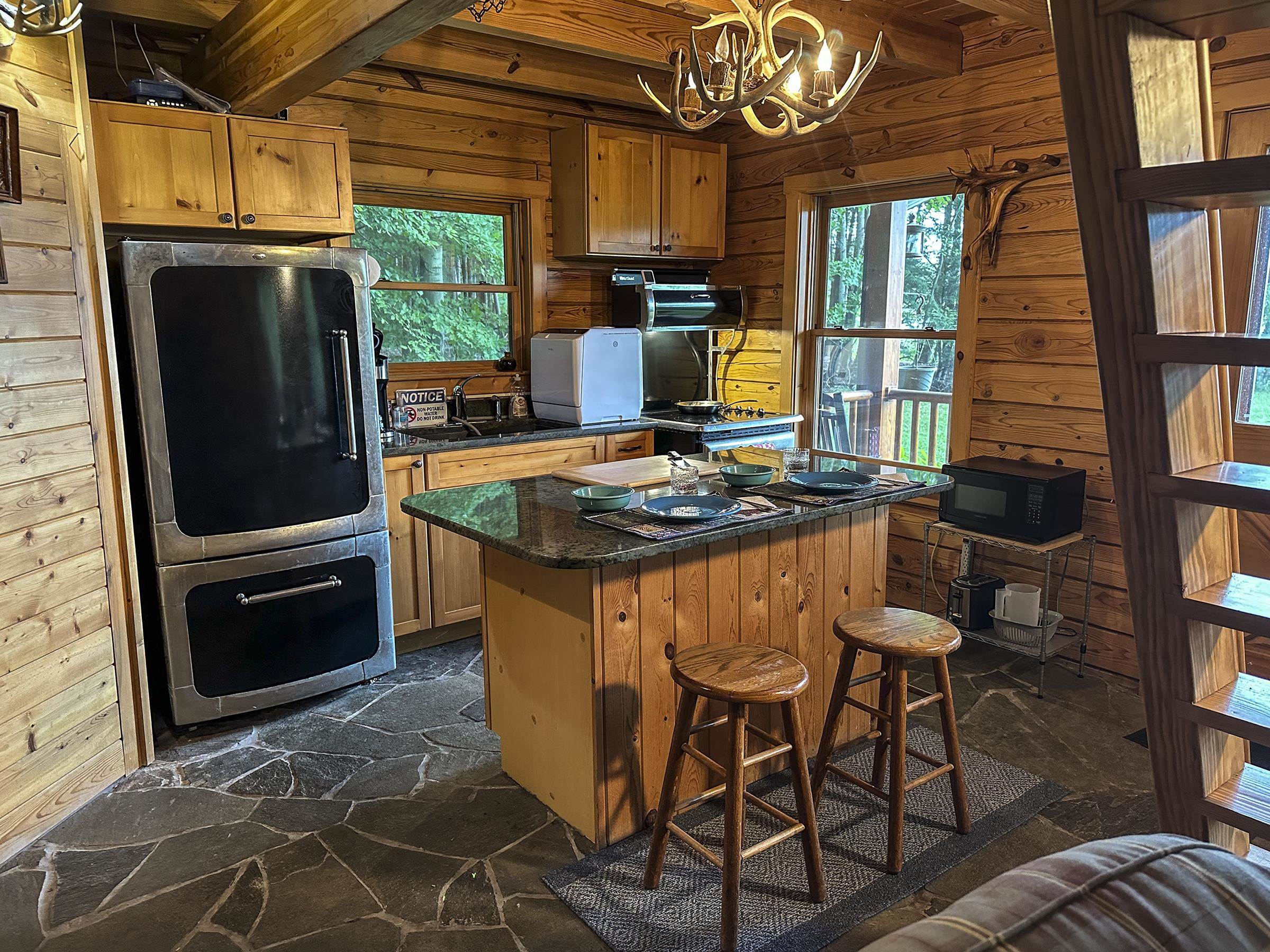 3900 Swaney Road Traverse City, MI 49686 - Photo 18 of 41