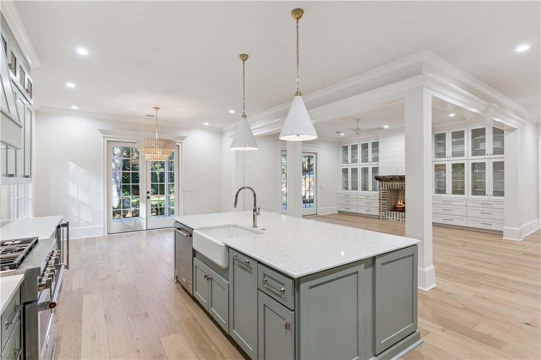 122 Red Bird Lane St. Simons Island, GA 31522 - Photo 9 of 36