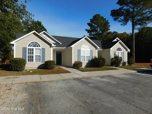 $1,200 | 4026 Elizabeth Avenue, New Bern, NC 28562