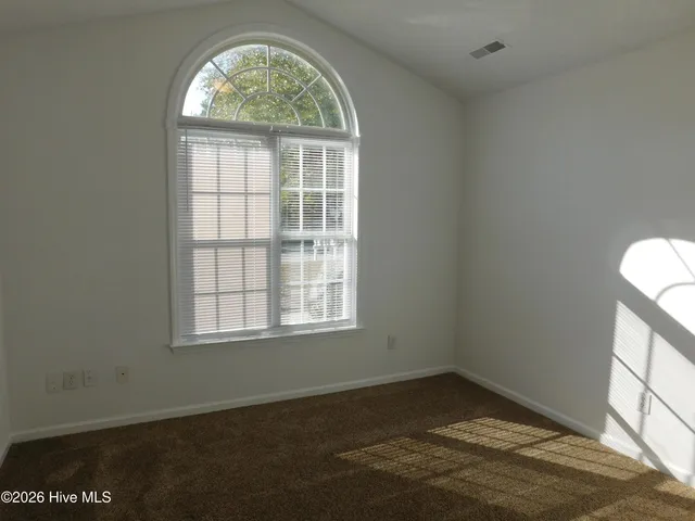 $1,200 | 4026 Elizabeth Avenue, New Bern, NC 28562