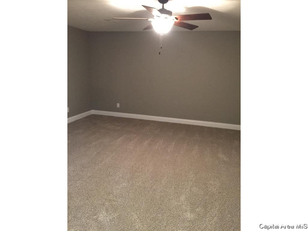 3202 Grassmere Drive Springfield, IL 62711 - Photo 9 of 14