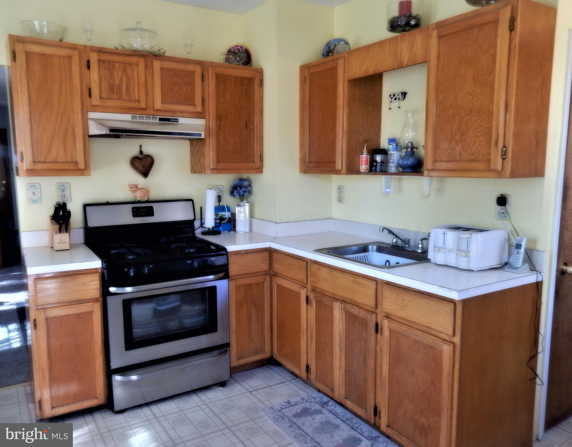 545 Continental Road Hatboro, PA 19040 - Photo 6 of 10 Gallery Image 6