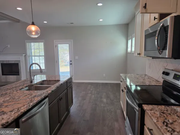 $2,500 | 132 West River Cane Run, Perry, GA 31069