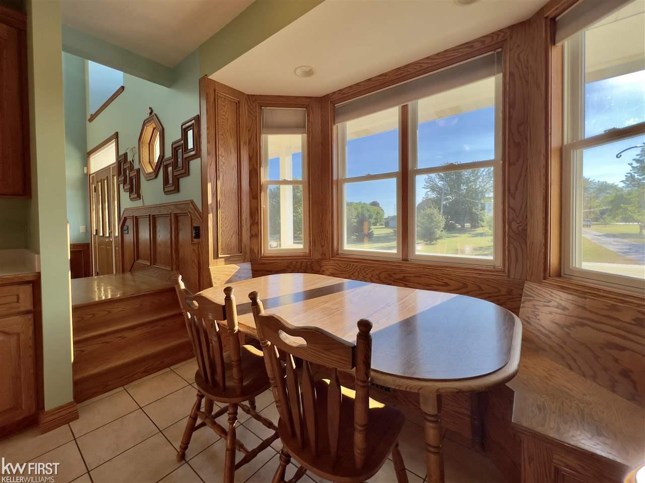 3243 Morrish Road Swartz Creek, MI 48473 - Photo 9 of 30 50082178-8.JPG