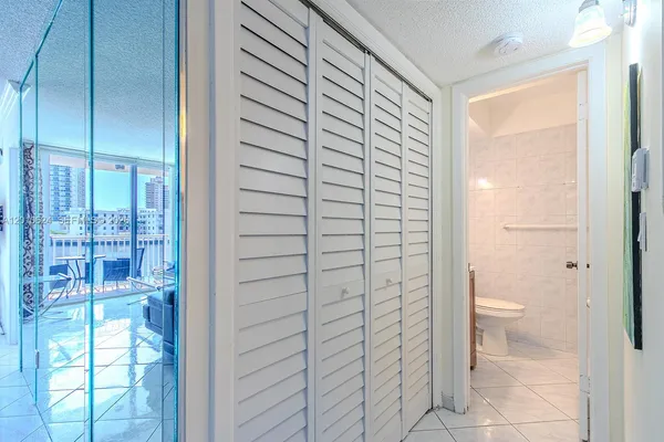 $1,675 | 121 Golden Isles Drive, Unit 104, Hallandale Beach, FL 33009