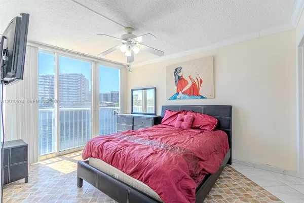 $1,675 | 121 Golden Isles Drive, Unit 104, Hallandale Beach, FL 33009