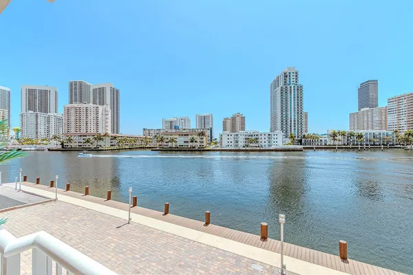 $1,675 | 121 Golden Isles Drive, Unit 104, Hallandale Beach, FL 33009