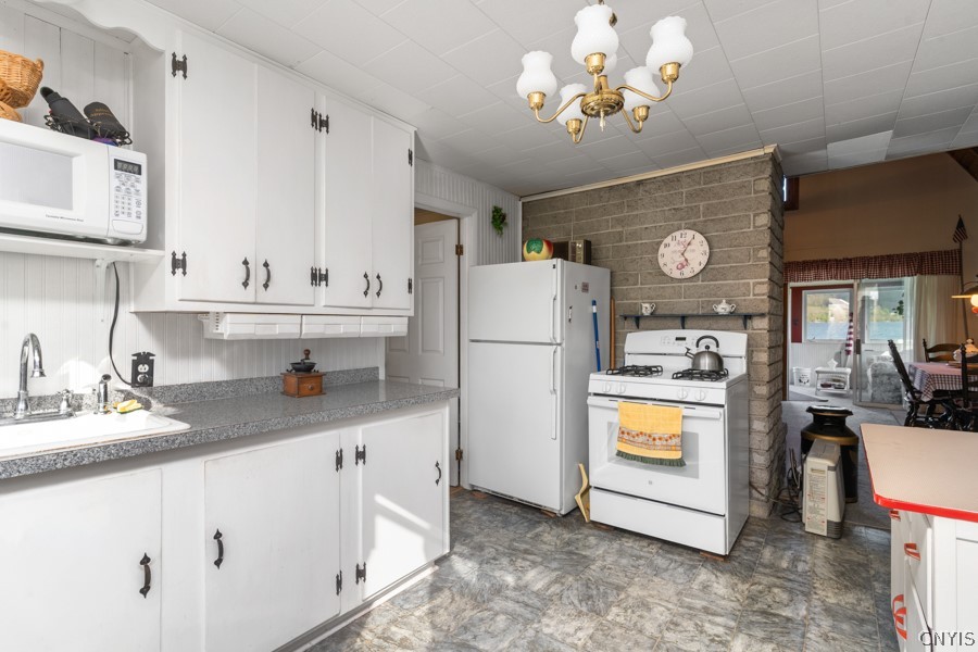141 Dennison Road Richfield, NY 13439 - Photo 13 of 31