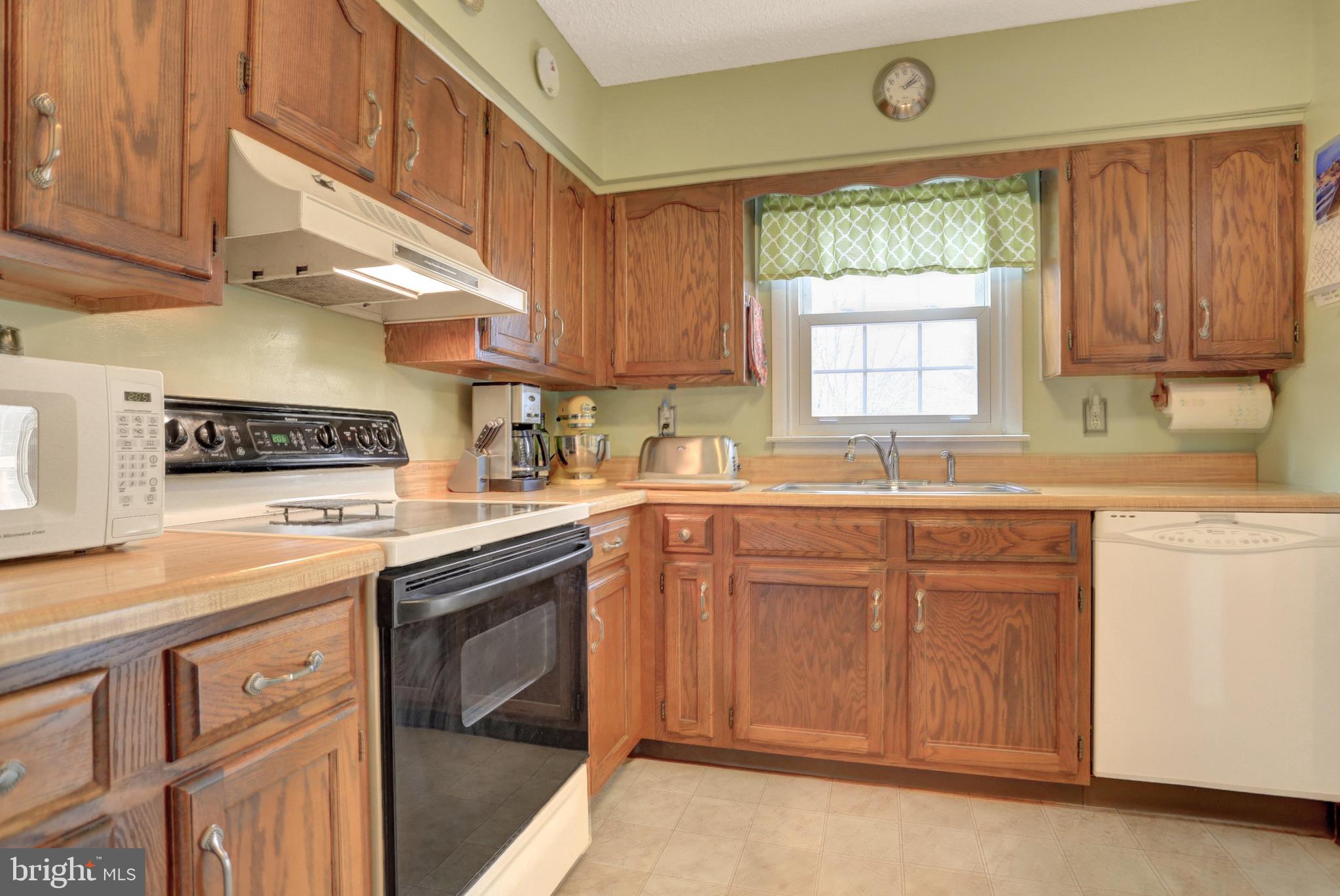 3001 Marlborough Road Dover, PA 17315 - Photo 11 of 28 Gallery Image 11