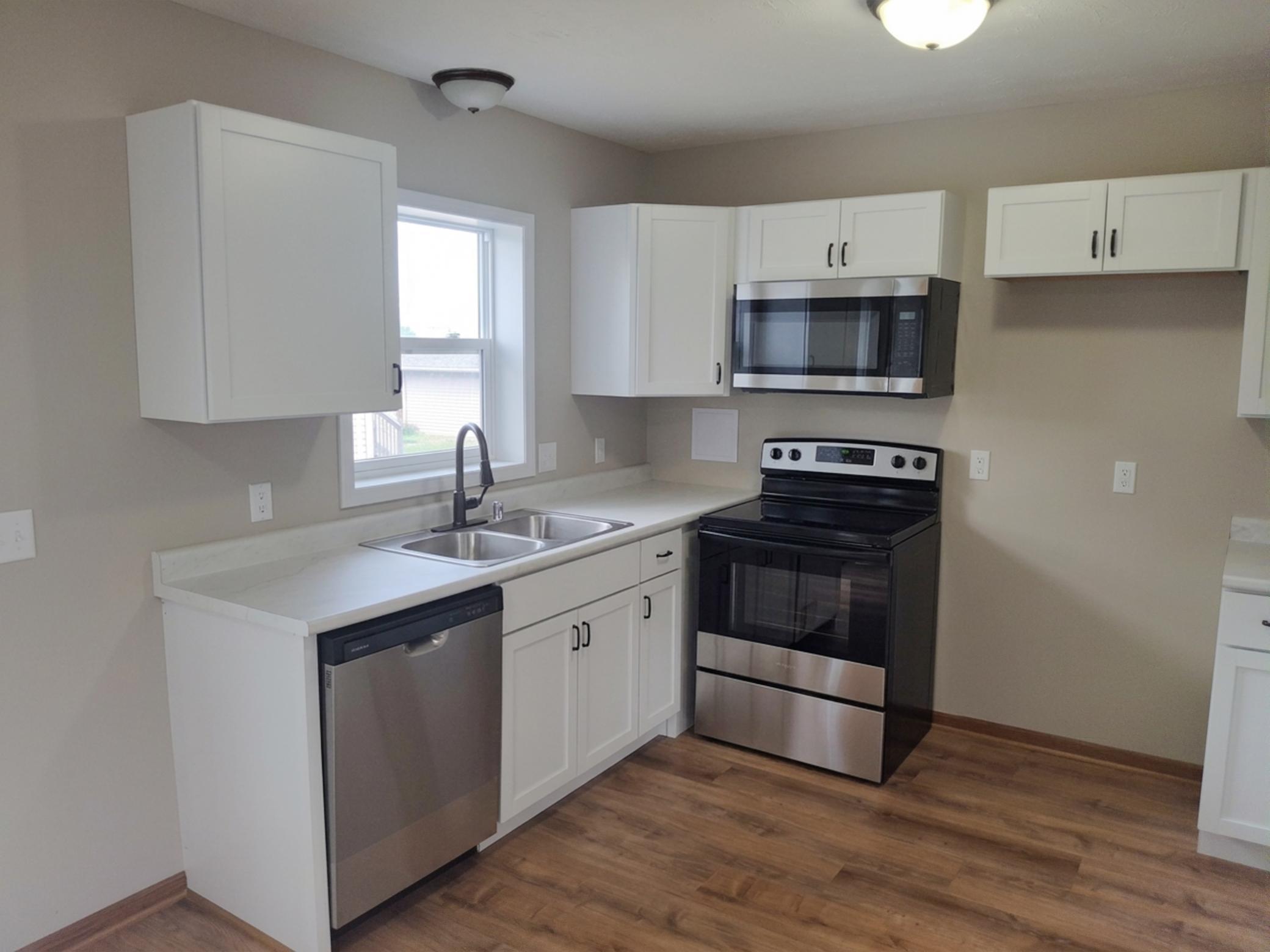 1304 17th Street Southwest Faribault, MN 55021 - Photo 4 of 18 Gallery Image 4