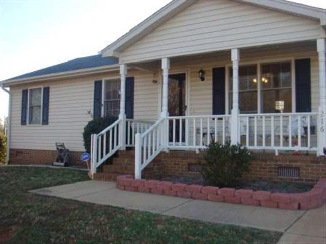 216 Maple Drive Anderson, SC 29621 - Photo 2 of 13