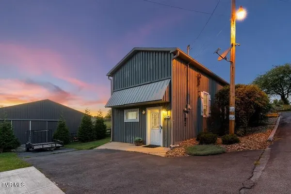 $2,200 | 3224 Knob Creek Road, Gray, TN 37615