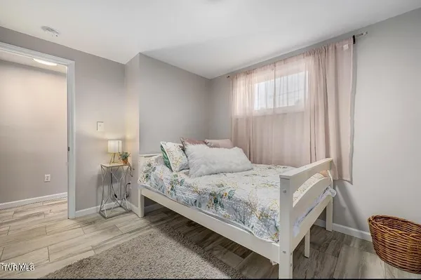 $2,200 | 3224 Knob Creek Road, Gray, TN 37615