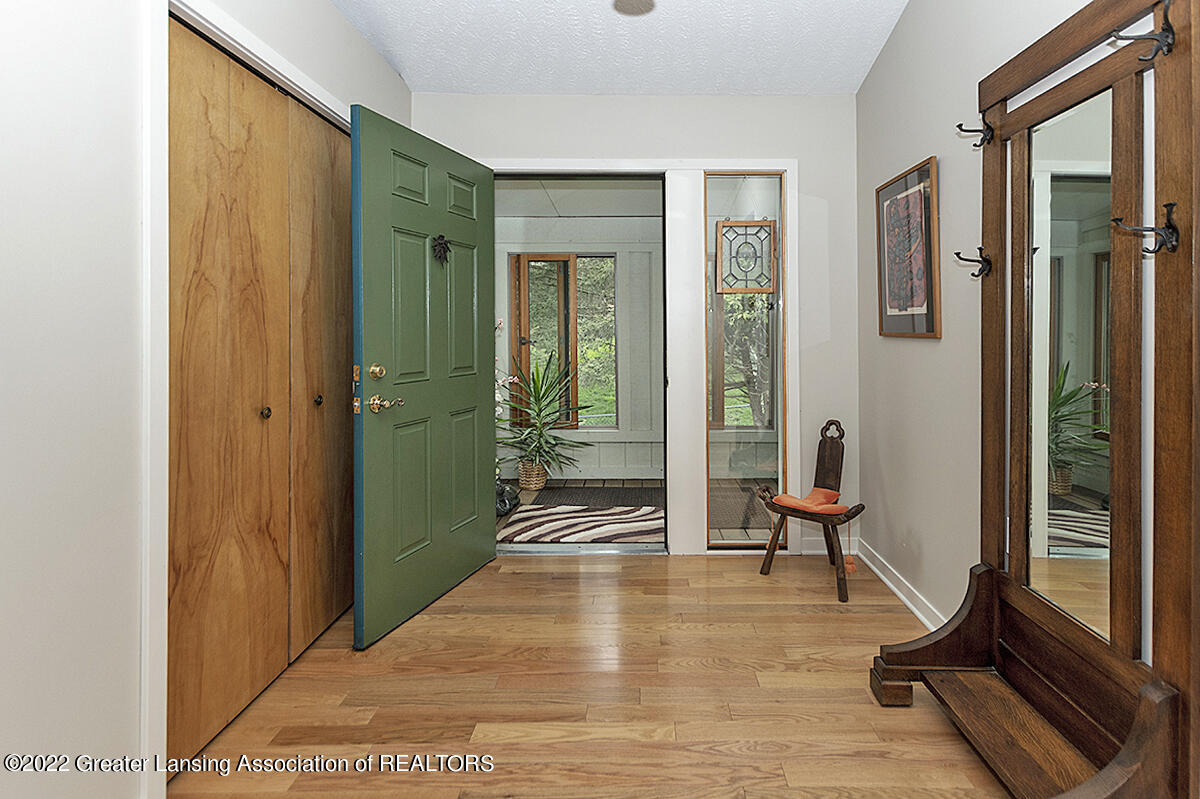 1595 Hatch Road Okemos, MI 48864 - Photo 7 of 37 Entry Foyer