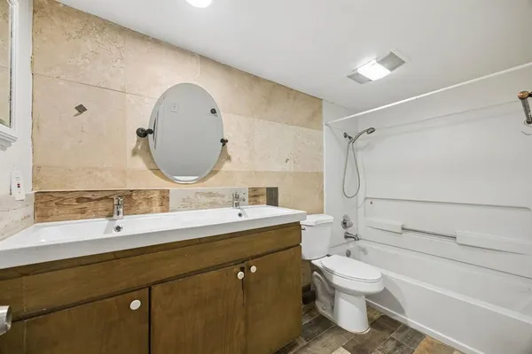 $1,200 | 5001 Bowser Avenue, Unit 107, Dallas, TX 75209