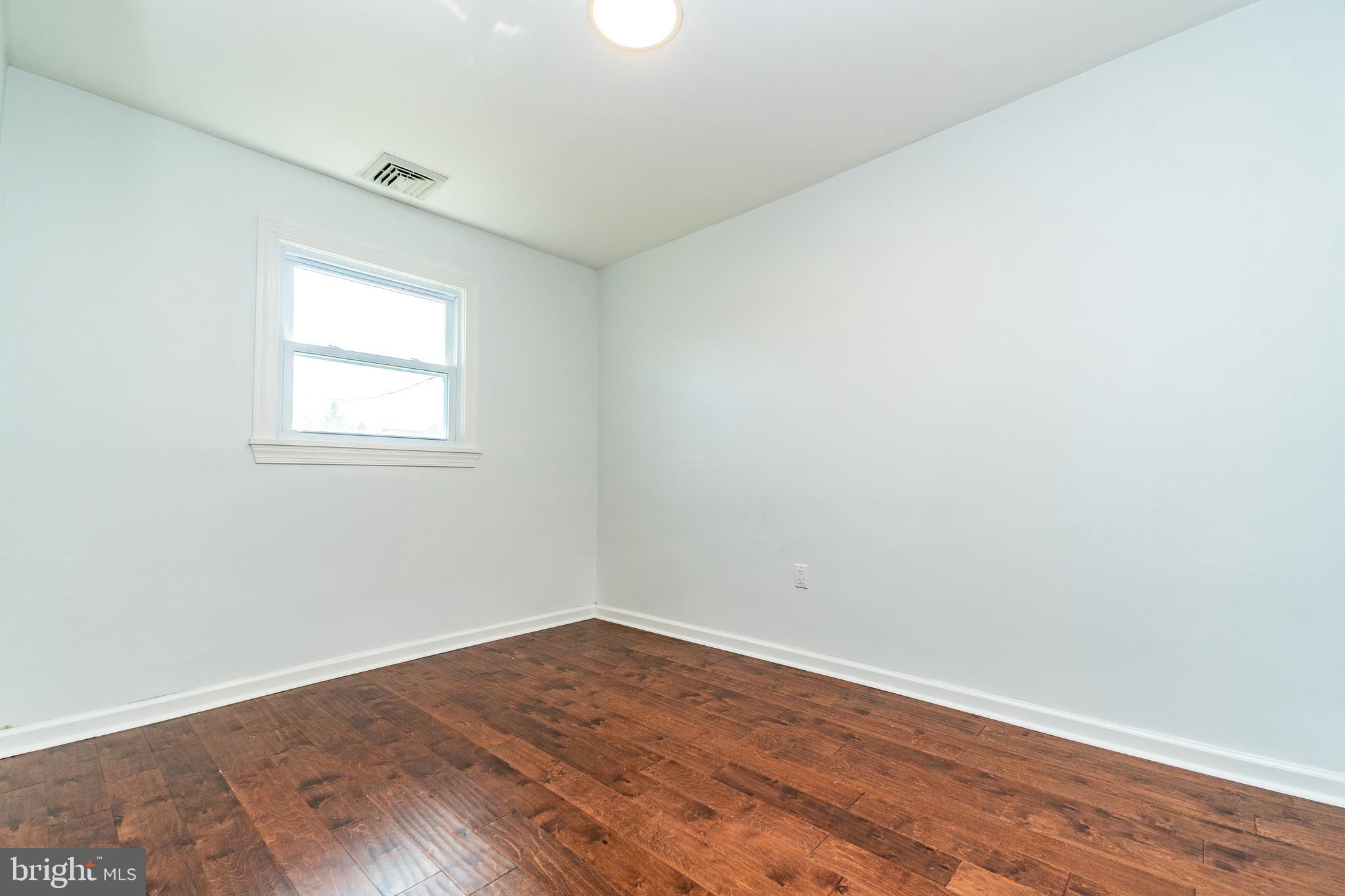 631 Renz Street Philadelphia, PA 19128 - Photo 35 of 40 Bedroom 2