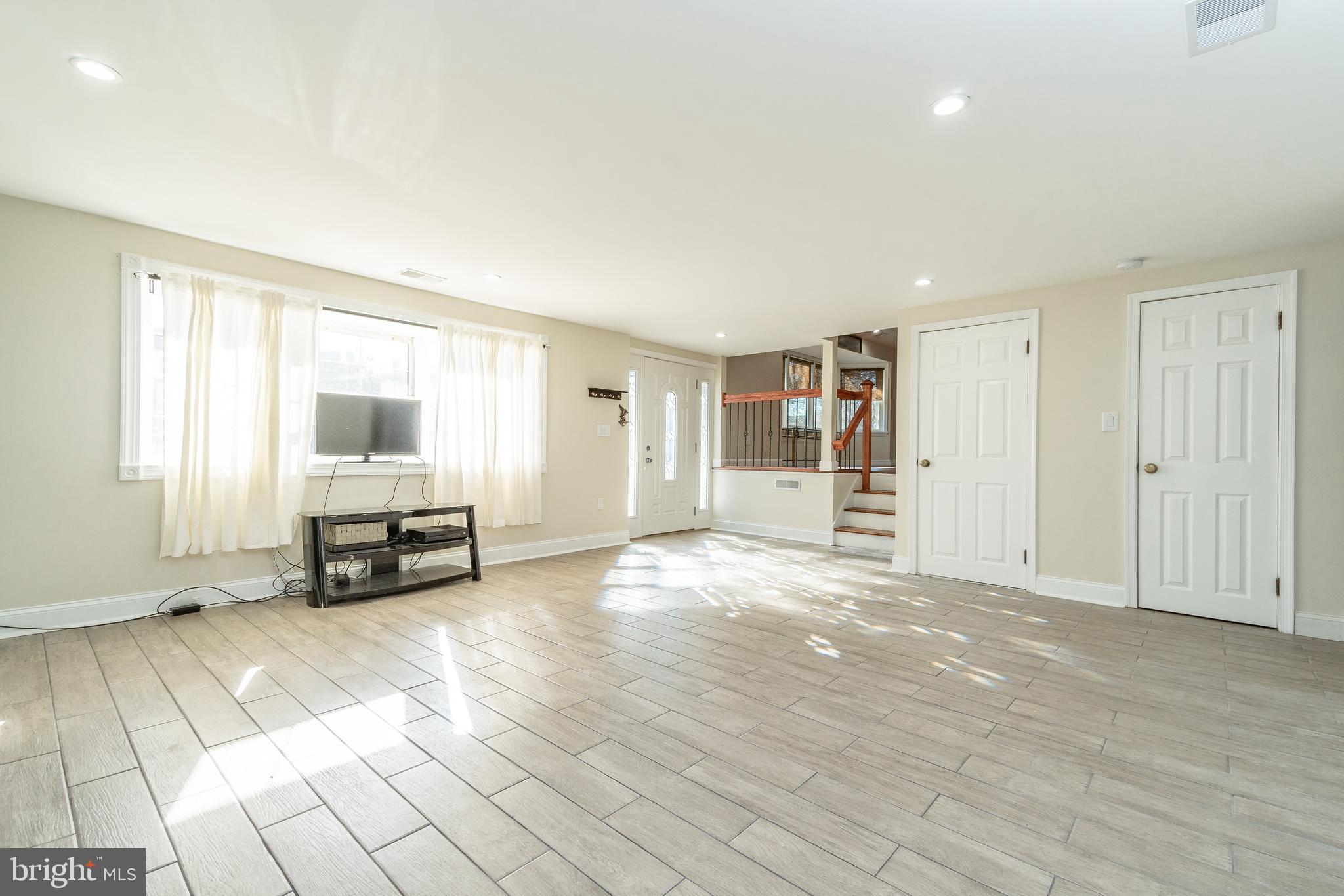 631 Renz Street Philadelphia, PA 19128 - Photo 9 of 40 Gallery Image 9
