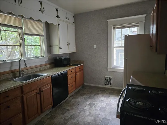 $329,900 | 938 Ackerman Avenue, Syracuse, NY 13210