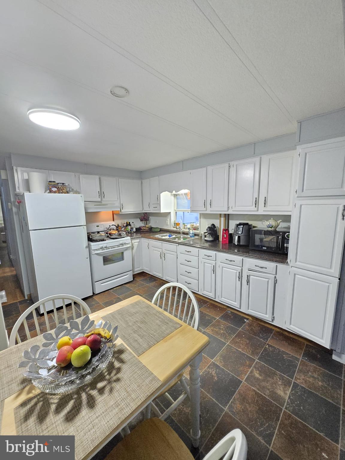 4851 Perkiomen Avenue Reading, PA 19606 - Photo 11 of 20