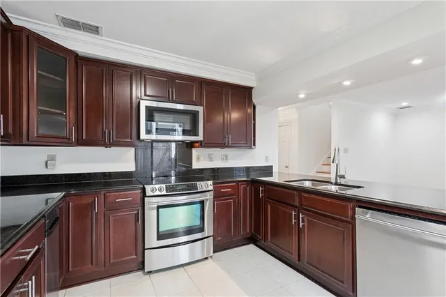 $159,000 | 1500 West Esplanade Avenue, Unit 20G, Kenner, LA 70065