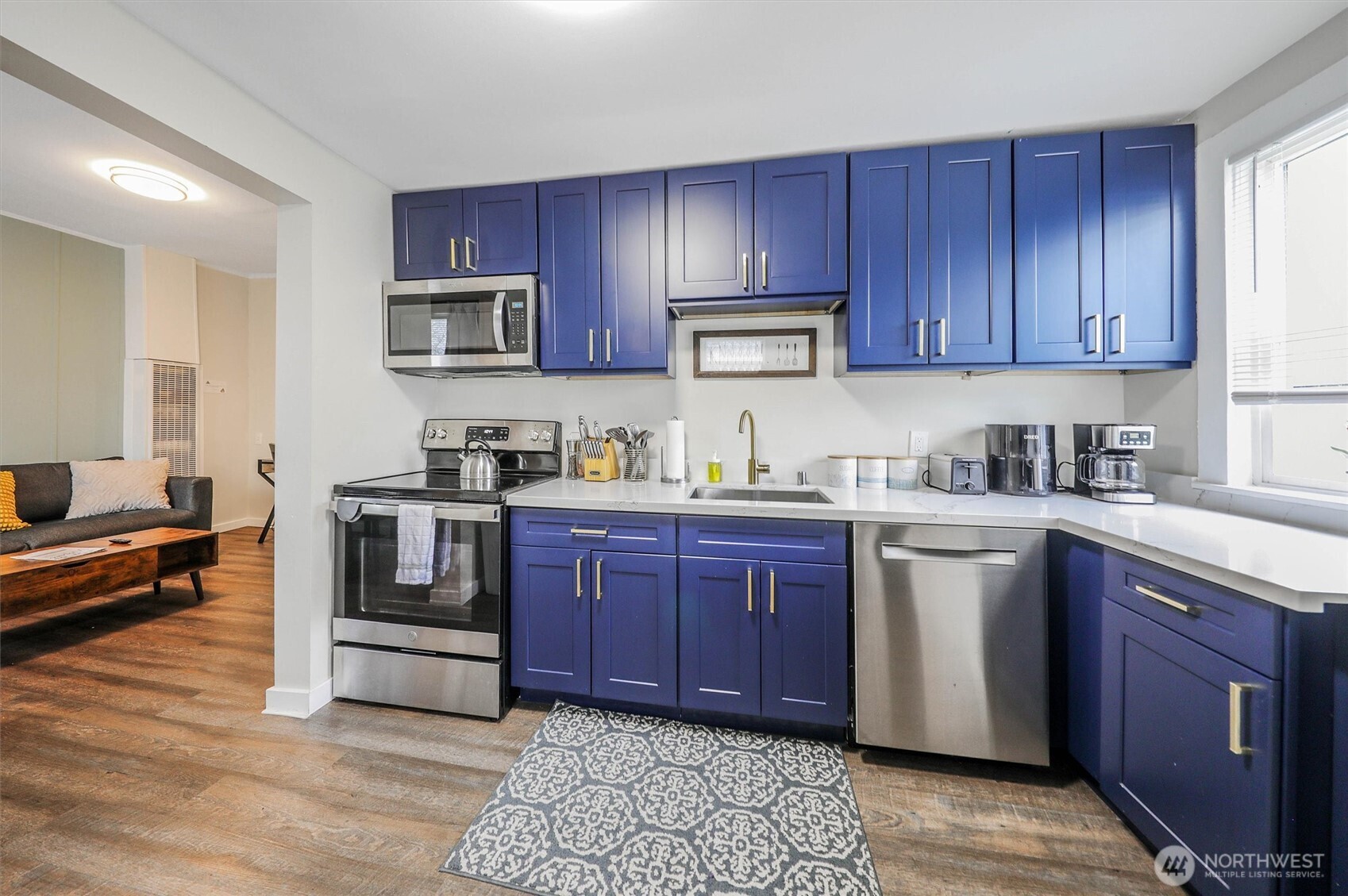 621 Houser Way South Renton, WA 98057 - Photo 7 of 40