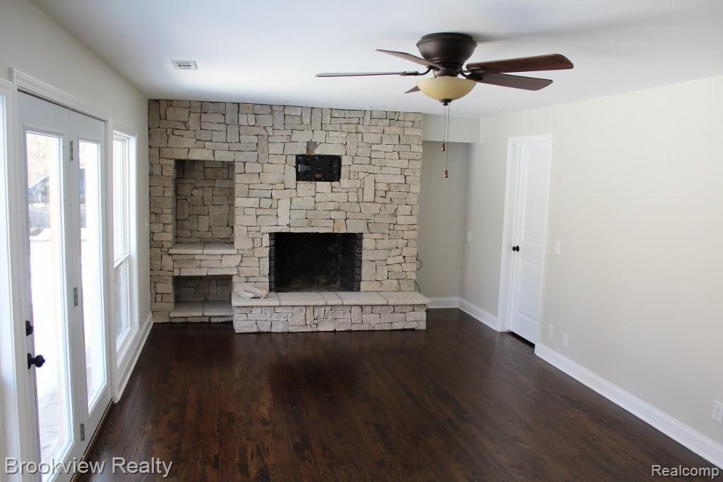 2956 Hillendale Drive Rochester Hills, MI 48309 - Photo 3 of 31