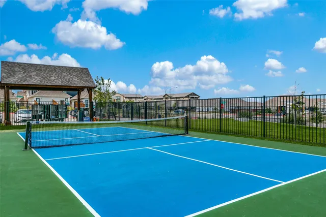 a view of a tennis court