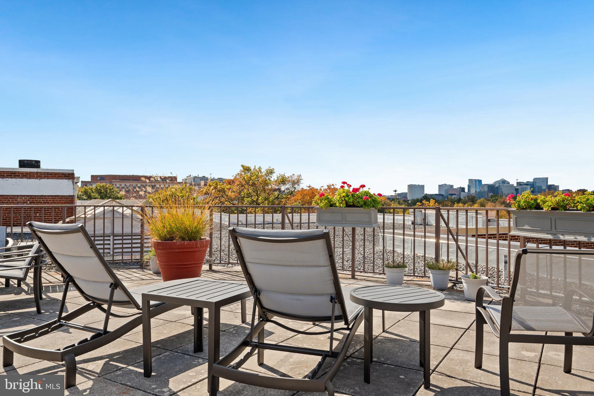 2500 Q Street Northwest, Unit 449 Washington, DC 20007 - Photo 20 of 32