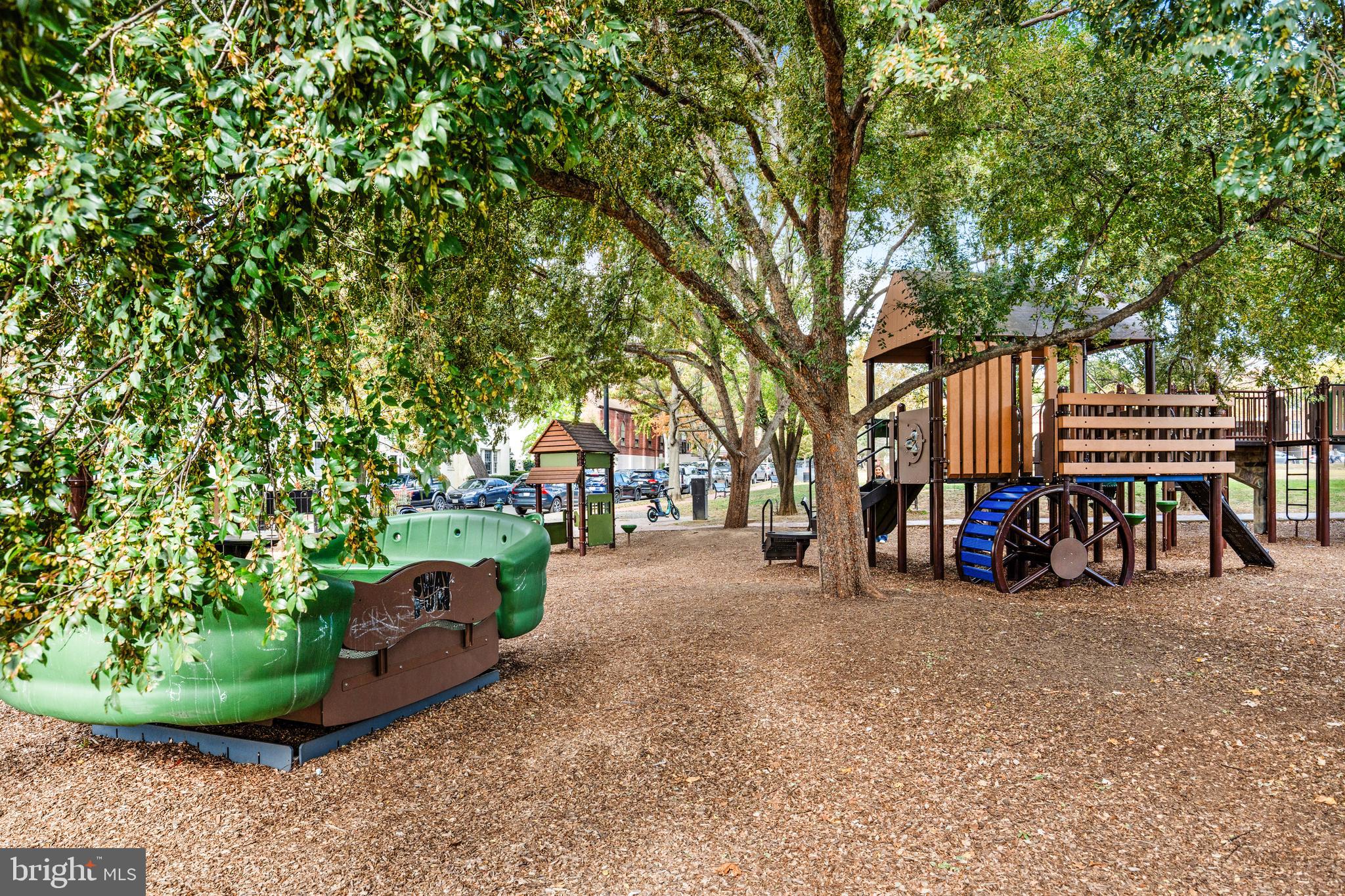 2500 Q Street Northwest, Unit 449 Washington, DC 20007 - Photo 29 of 32