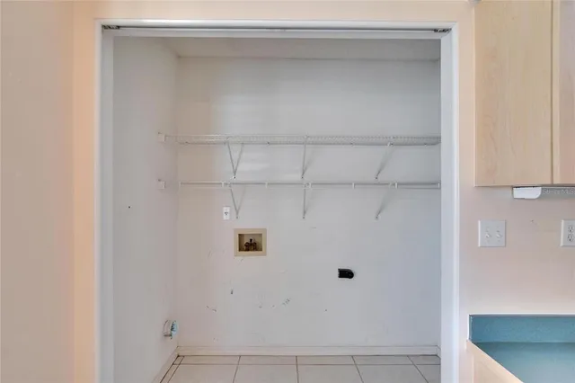 $2,500 | 1034 McDaniel Street, Unit 1034, Sun City Center, FL 33573