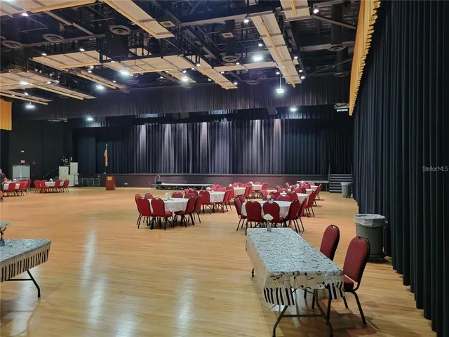 $2,500 | 1034 McDaniel Street, Unit 1034, Sun City Center, FL 33573