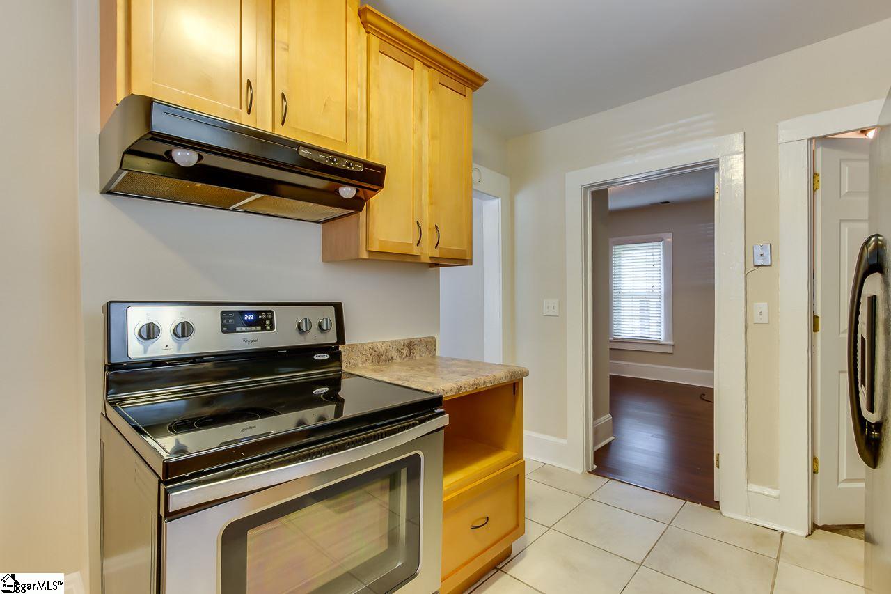 11 Darwin Avenue Greenville, SC 29607 - Photo 14 of 25