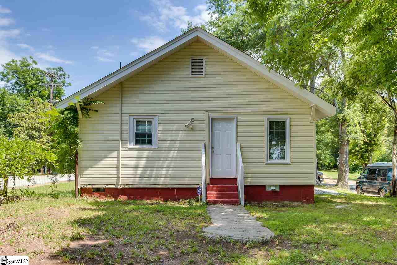 11 Darwin Avenue Greenville, SC 29607 - Photo 22 of 25