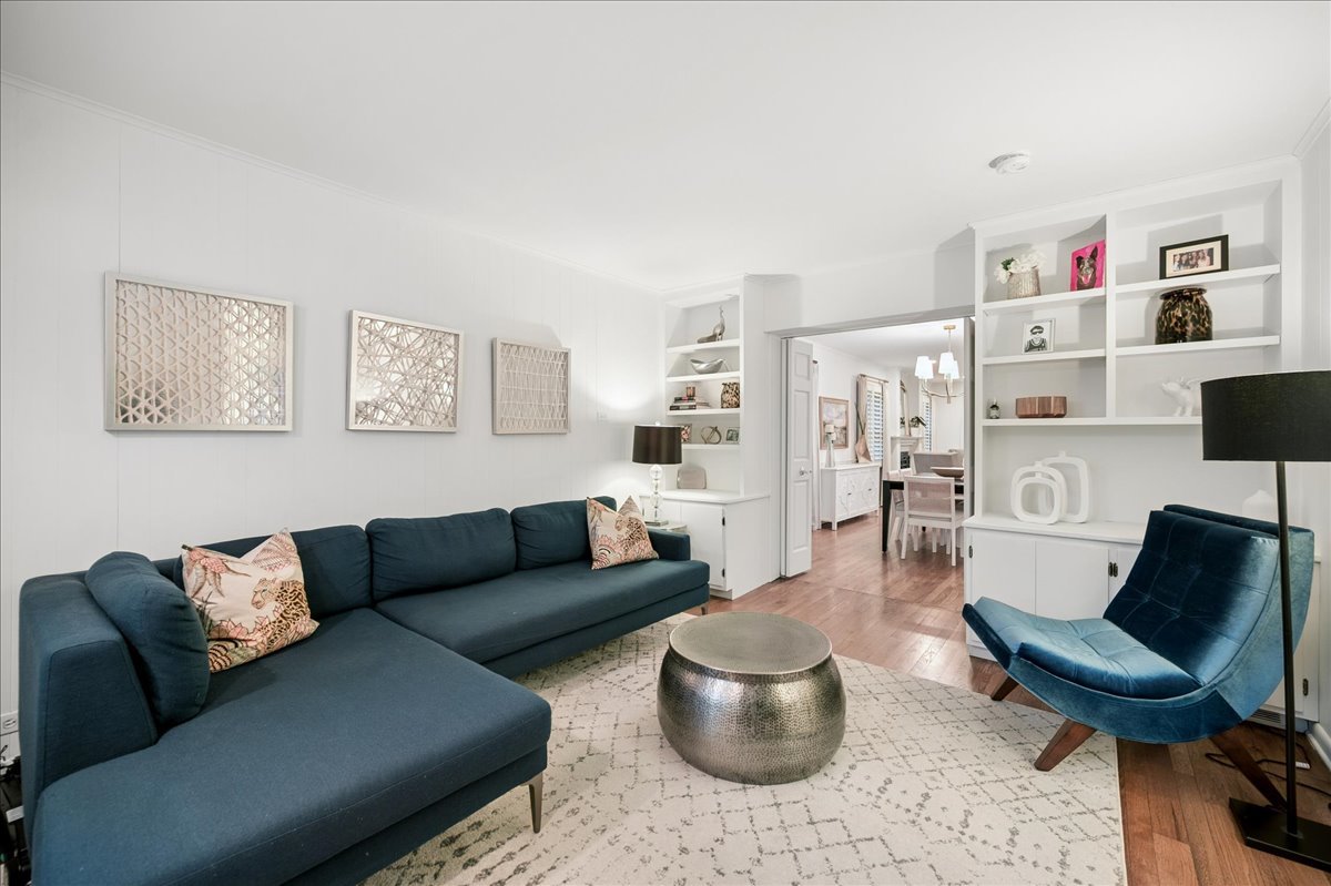 1105 Elm Street Winnetka, IL 60093 - Photo 11 of 42