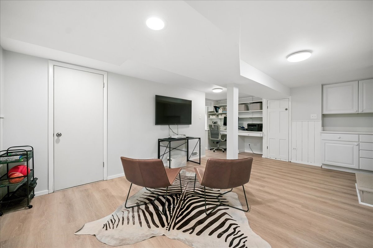 1105 Elm Street Winnetka, IL 60093 - Photo 28 of 42