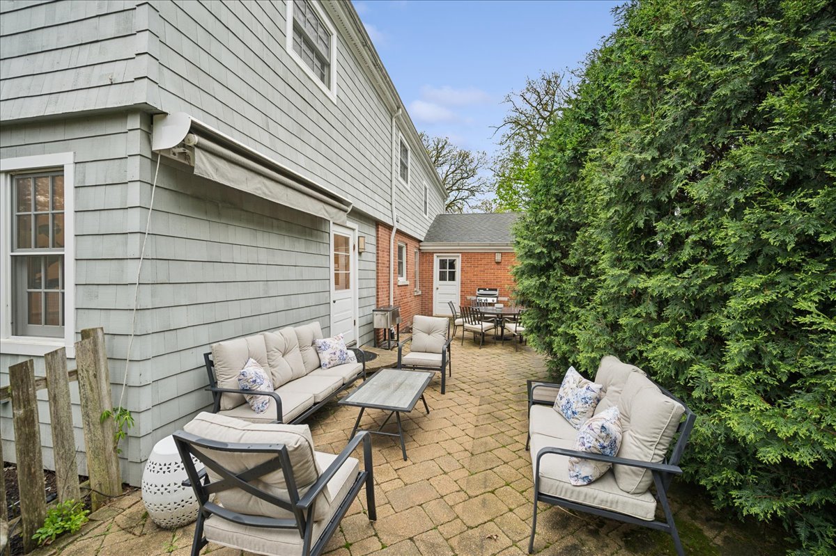 1105 Elm Street Winnetka, IL 60093 - Photo 37 of 42
