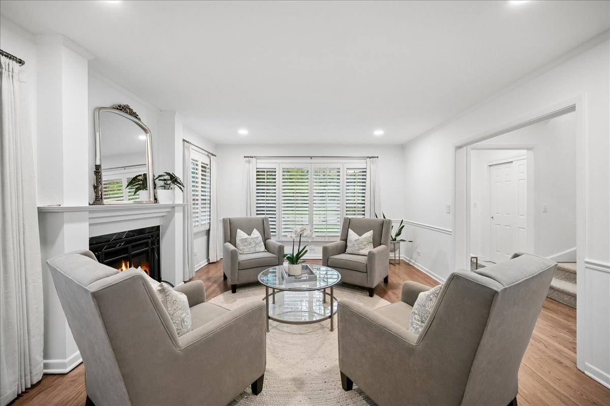 1105 Elm Street Winnetka, IL 60093 - Photo 6 of 42