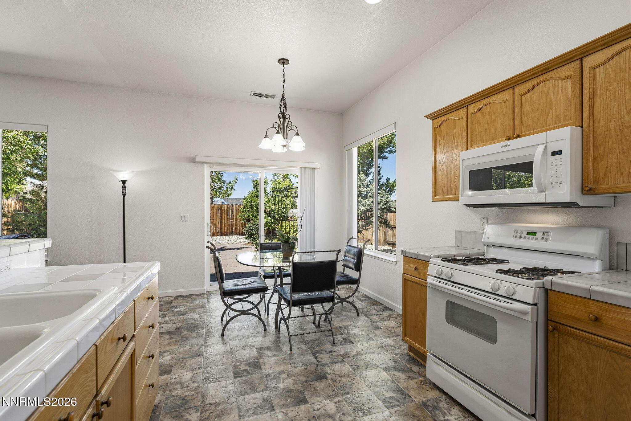 1054 Rimfield Drive Fernley, NV 89408 - Photo 14 of 30 13-web-or-mls-_DSC3726