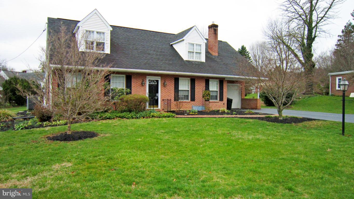 2314 Wicklyn Road Lancaster, PA 17601 - Photo 1 of 26 Gallery Image 1