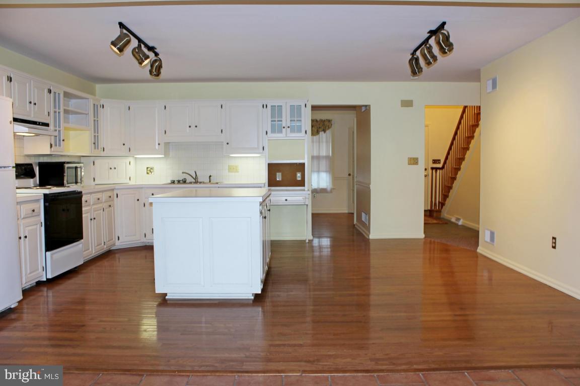 2314 Wicklyn Road Lancaster, PA 17601 - Photo 7 of 26 Gallery Image 7