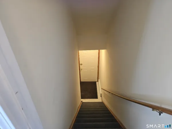 $2,100 | 155 -157 Jackson Street, Unit 1, Ansonia, CT 06401