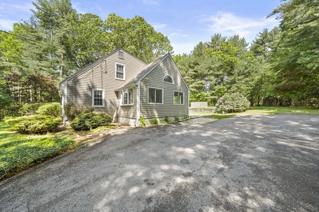 20 Aldana Road Halifax, MA 02338 - Photo 30 of 34