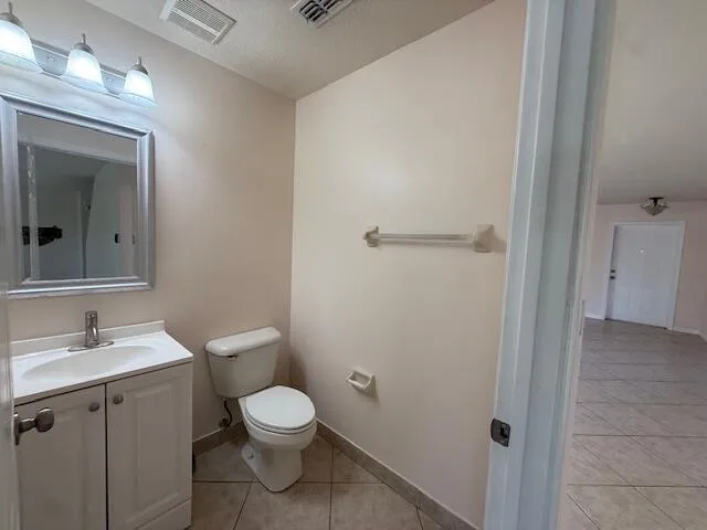 $2,600 | 1988 Marblehead Way, Port St. Lucie, FL 34953