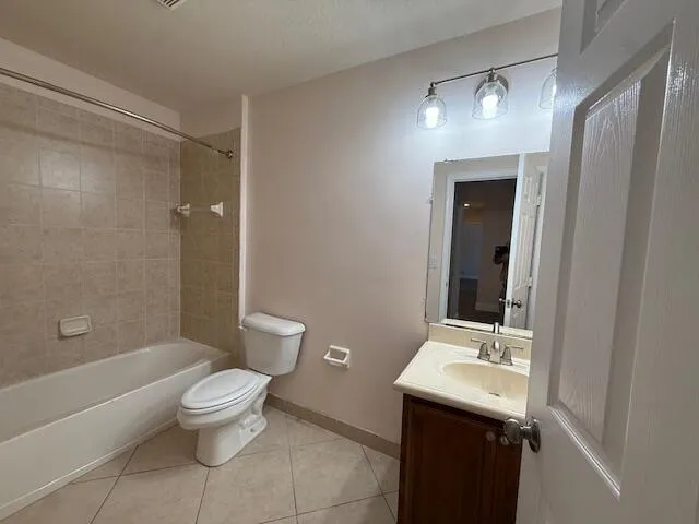 $2,600 | 1988 Marblehead Way, Port St. Lucie, FL 34953