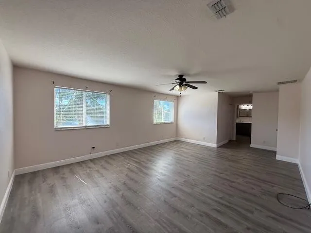 $2,600 | 1988 Marblehead Way, Port St. Lucie, FL 34953