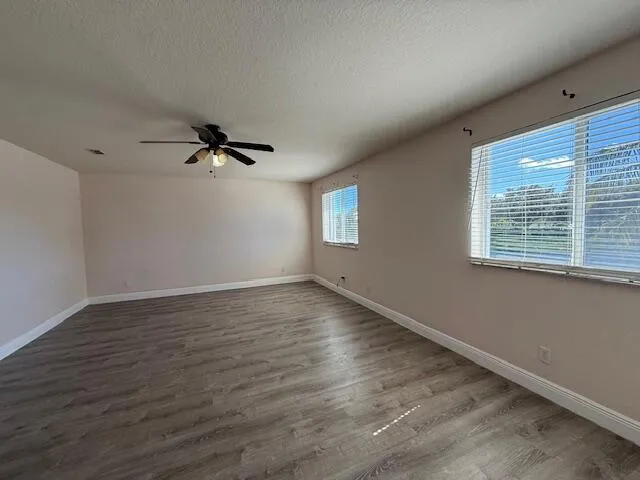 $2,600 | 1988 Marblehead Way, Port St. Lucie, FL 34953