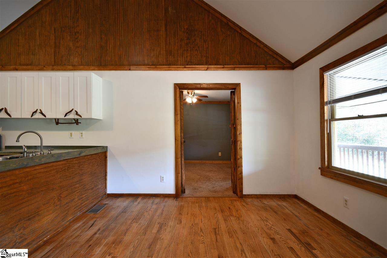 391 Raines Road Easley, SC 29640 - Photo 13 of 36