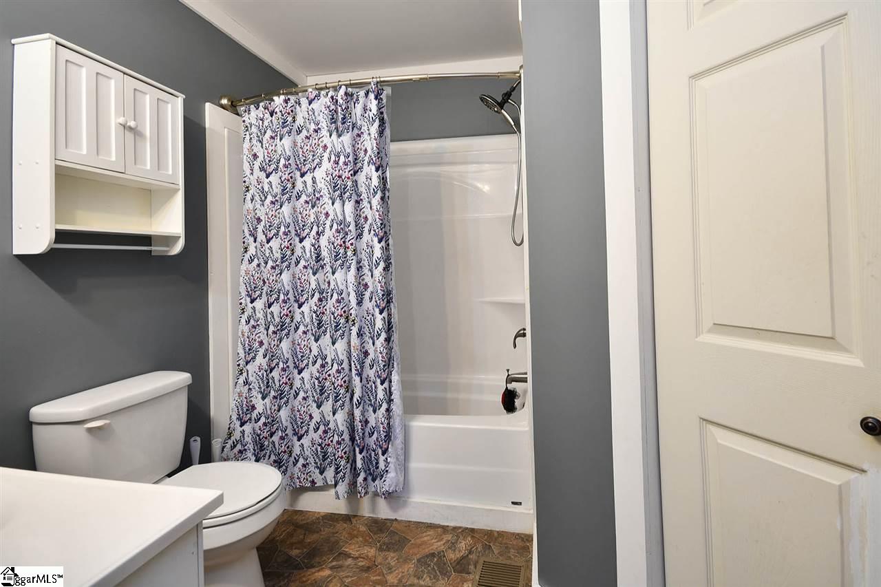 391 Raines Road Easley, SC 29640 - Photo 20 of 36
