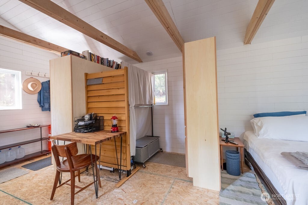 142 East Henni Road Oak Harbor, WA 98277 - Photo 13 of 27 Gallery Image 13