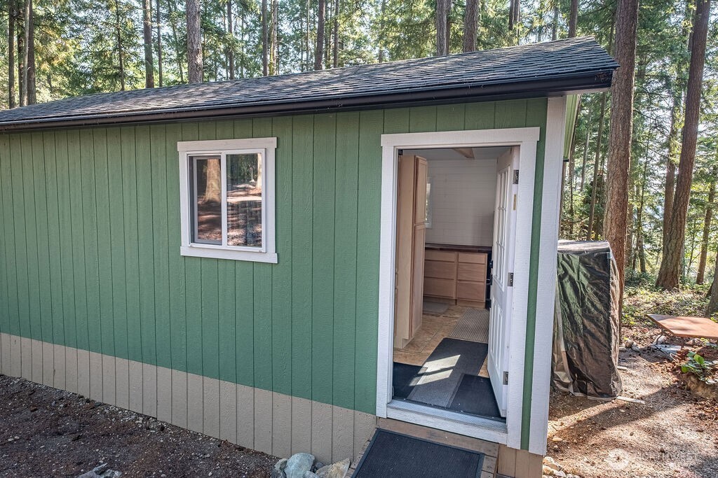 142 East Henni Road Oak Harbor, WA 98277 - Photo 8 of 27 Gallery Image 8